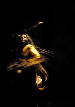 আপন মনের বাঘে যারে খায় কোনখানে পালালে বাঁচা যায়।